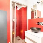 Guesthost - Stylish Quardilatero Flat Apartman *