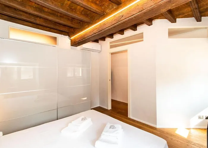 Lägenhet Guesthost - Stylish Quardilatero Flat *